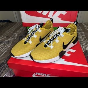 Nike Ashin Modern Women’s 11 Men’s 9.5